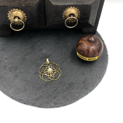 Подвеска Seed of Life лунный камень из латуни