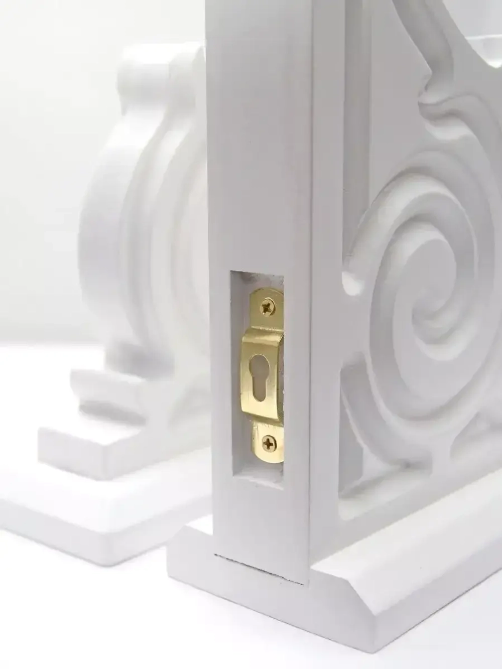 Полка настенная навесная 60 см