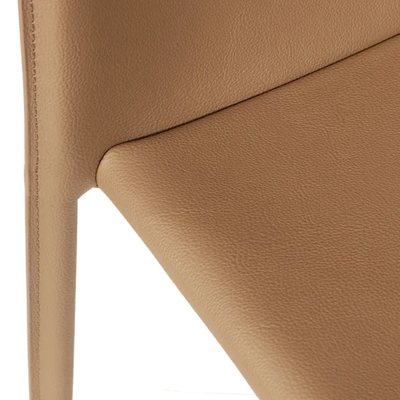 Стул Rolf из фактурной кожи цвета мокко