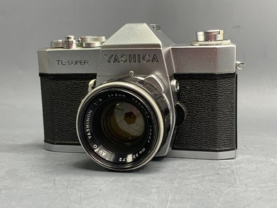 Yashica TL-Super