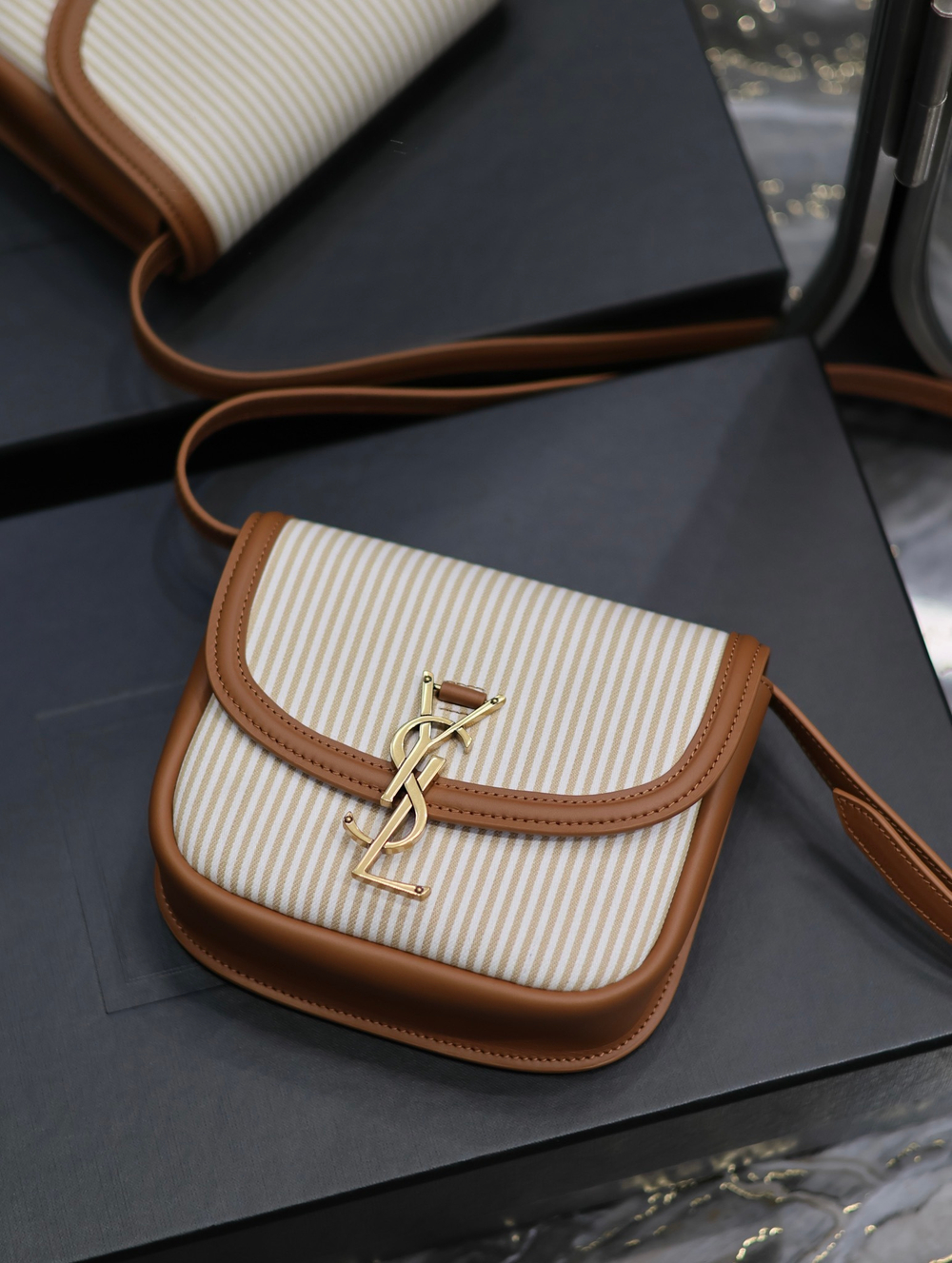 Saint Laurent Kaia Small 18 cm