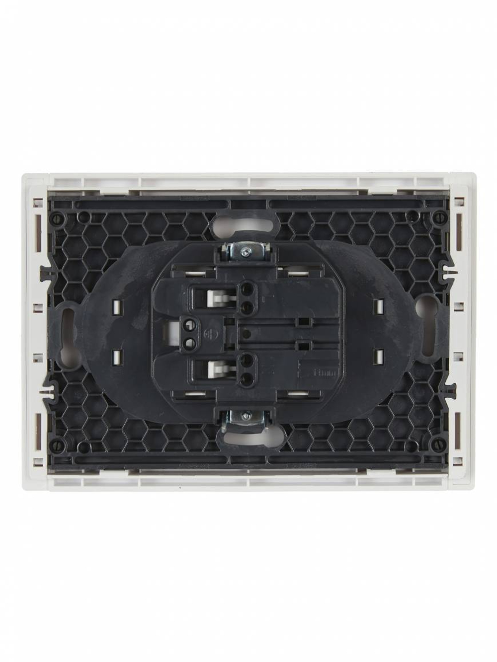 FORTE&PIANO Розетка 2-местная без заземления с защитными шторками безвинтовое крепление 10А FP225 белый IEK