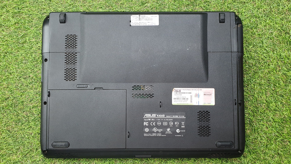 Ноутбук ASUS 1366х768, Intel Core Duo T7500 2.20 GHz, 4 Gb Windows 7 Home K40AB 90nvua2191535lxc106y