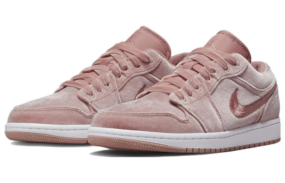 Кроссовки Jordan Air Jordan 1 Low "Pink Velvet" (Женская размерная сетка)