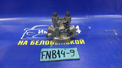 Распределитель тормозной NISSAN SUNNY 1997