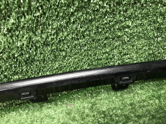 Накладка перед. бампера Mercedes C w205 18-23 AMG