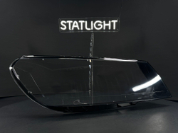 Правое стекло фары Volkswagen Touareg FL NF 2015-2019