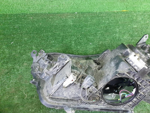 Фара правая Toyota RAV4 4 CA40 (2015-2019) LED