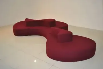 Дизайнерский диван Monumental 1980s Island