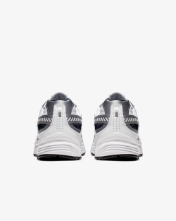Кроссовки мужские NIKE INITIATOR