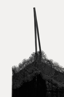 ZARA БАРХАТНЫЙ ТОП НА БРЕТЕЛЯХ, ЧЕРНЫЙ