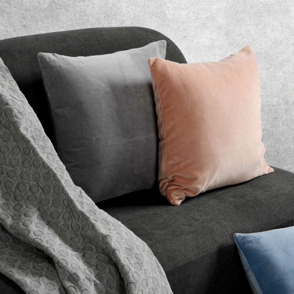 Подушка декоративная из хлопкового бархата цвета пыльной розы из коллекции essential, 45х45 см