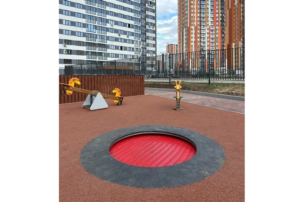 Встраиваемый детский батут для площадок - круглый - 210