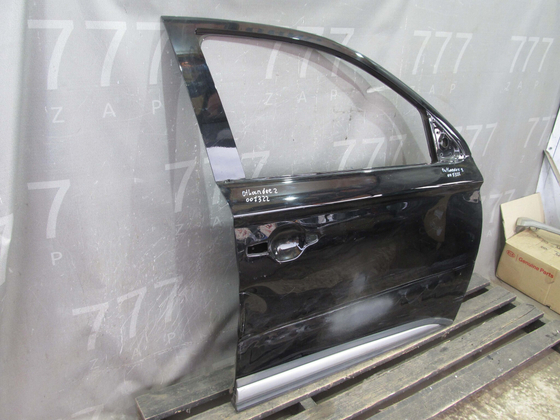Дверь передняя правая Mitsubishi Outlander 2 (XL)  Б/У Оригинал 5700B844