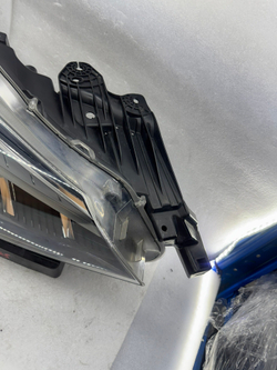 Блок LED-фары для Dongfeng Venucia T90 рестайлинг 2020
