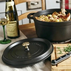 STAUB Чугунная кастрюля Cocotte 26 см 5,2 л черная