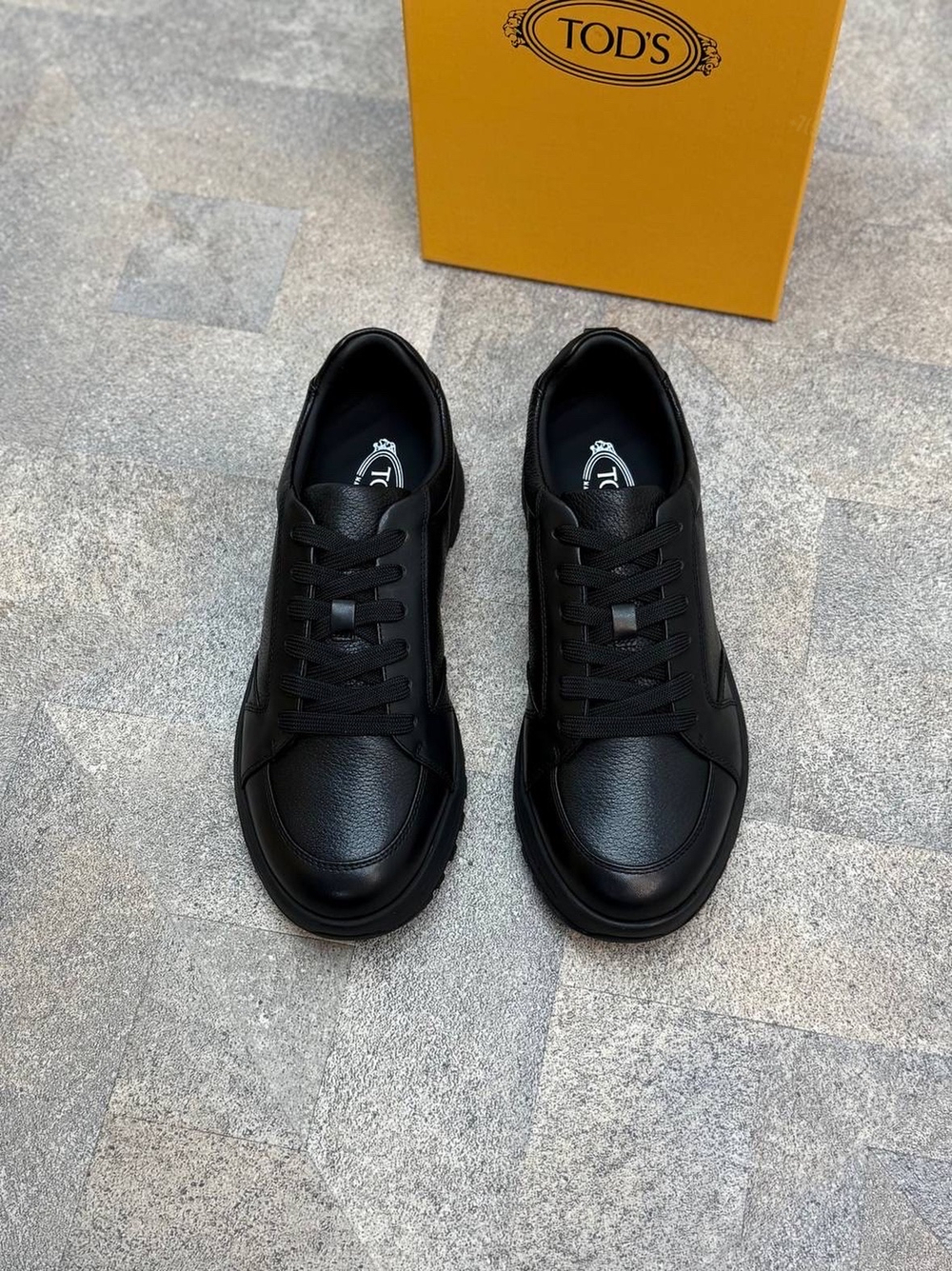 Кроссовки Bally