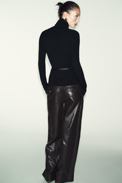 ZARA СВИТЕР ИЗ 100% ШЕРСТИ С ВЫСОКИМ ВОРОТНИКОМ И РЕМНЕМ, ЧЕРНЫЙ