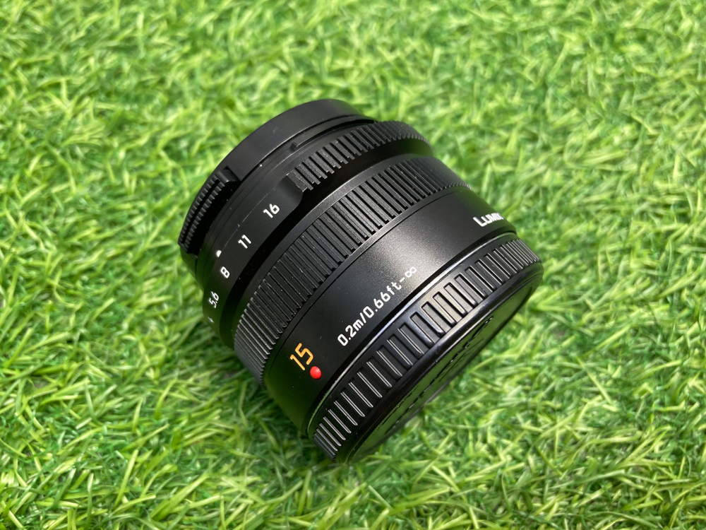 Panasonic Leica DG Summilux 15mm 1.7 Asph