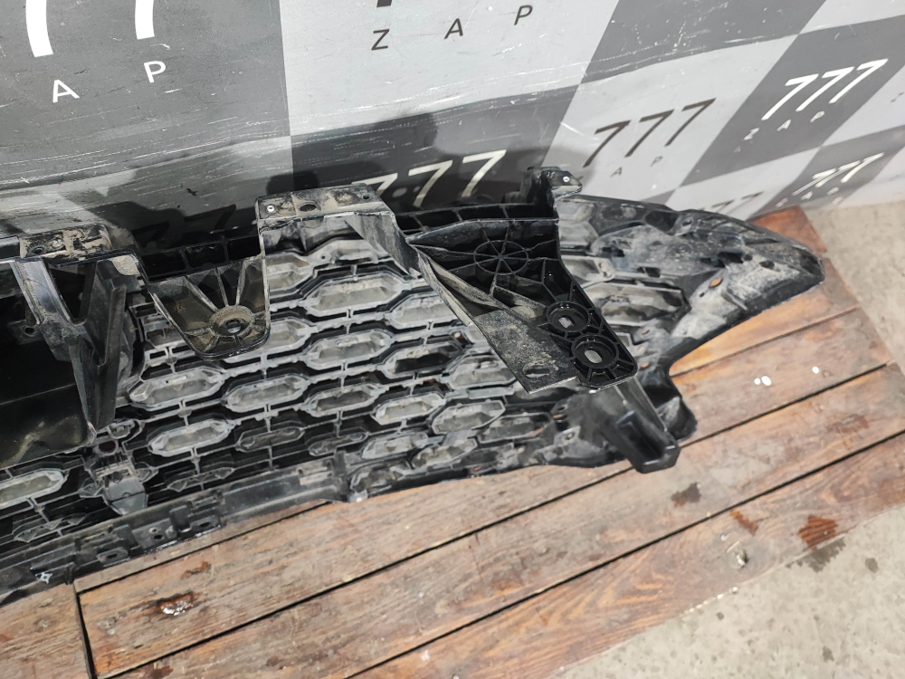 Решетка радиатора Changan UNI-K 20-нв Б/У Оригинал CD569F2713011500