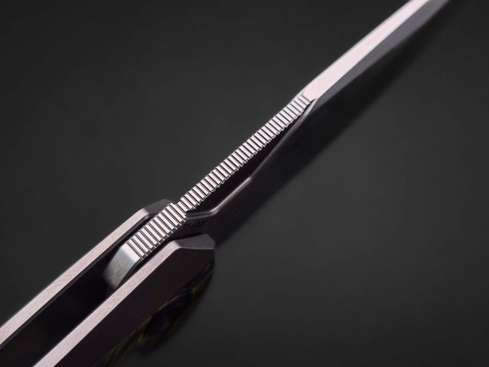 Складной нож DUKE [Tmax Satin green Carbon]