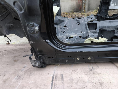 Кузов по частям Land-Rover Discovery Sport (19-нв)