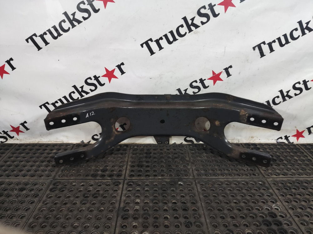 Траверса рамы поперечная