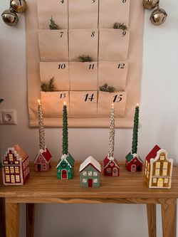 Домик с подсветкой Arslev из коллекции New Year Essential, 11 см