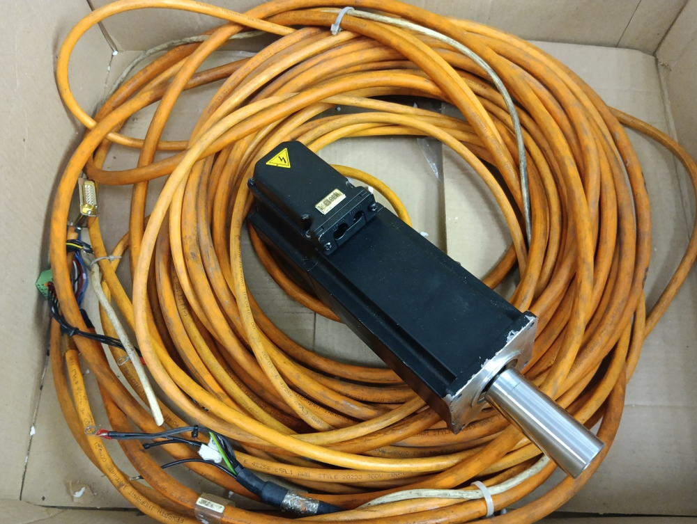 Rexroth MKD041B-144-GP1-KN б/у