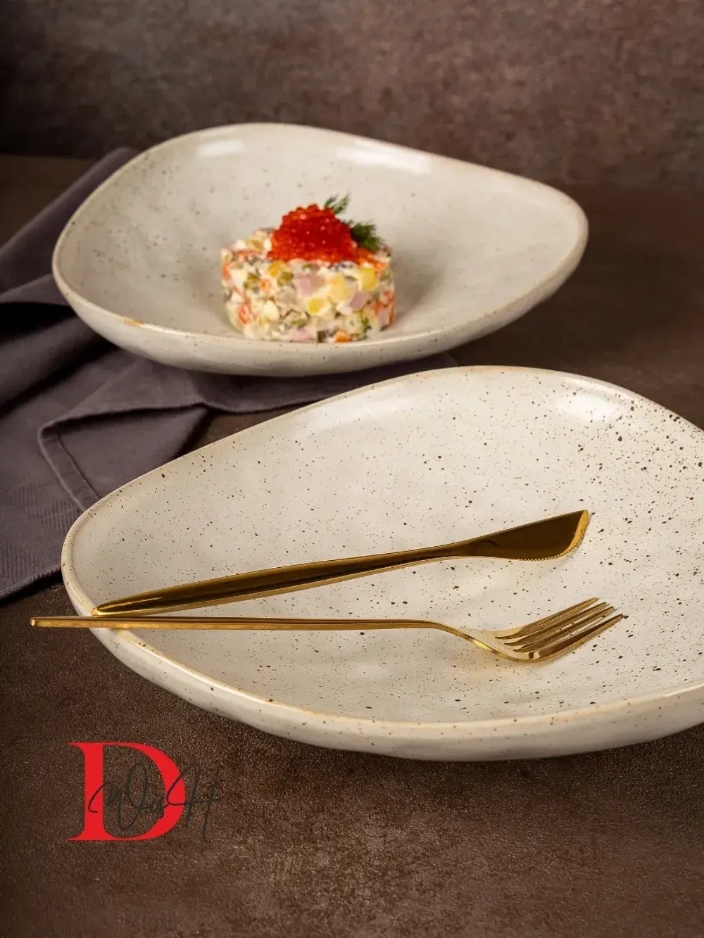 Набор посуды 4 тарелки мятый фарфор 25 см