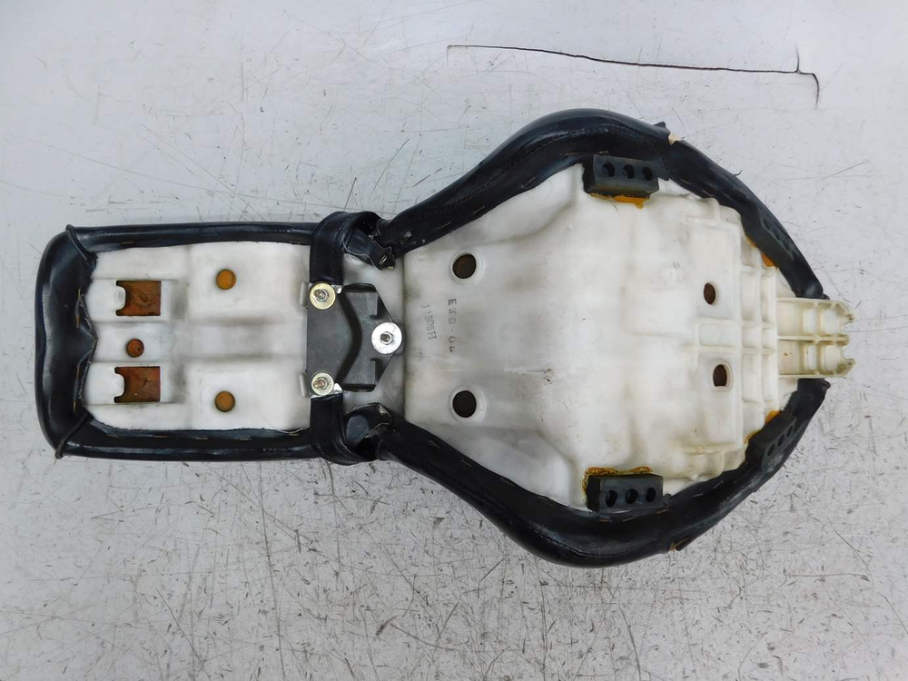 Сиденье Honda Steed 400