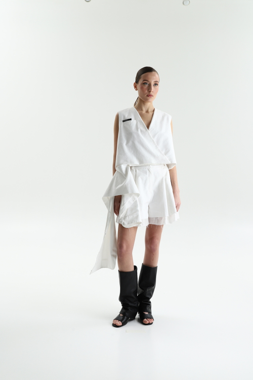 Жилет VIP CLUB Milk