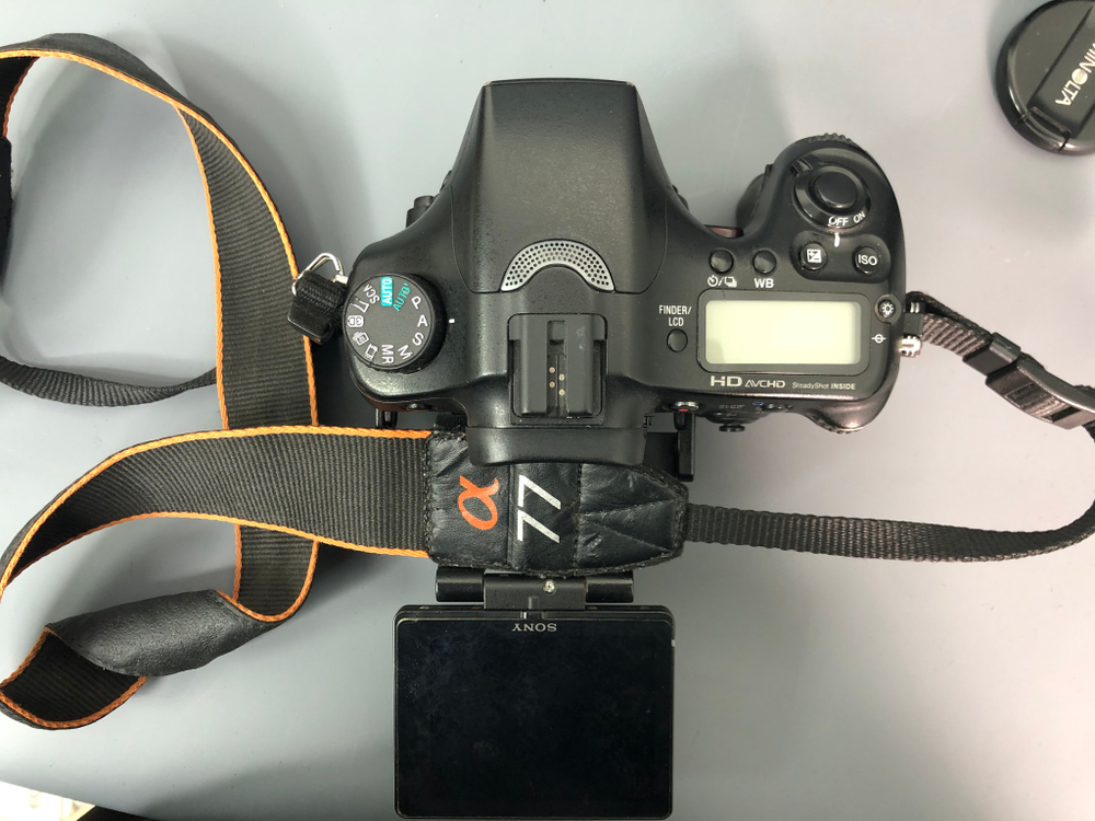 Sony A77 (ПРОБЕГ: 48.000 кадров)+Minolta AF Zoom 70-210