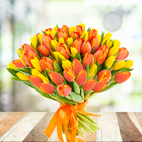 Купить Тюльпаны микс «Поздравляю!» от 9шт