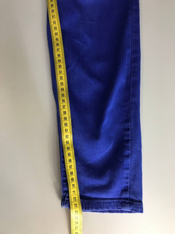 Джинсы яркого синего цвета, маркировка S, визуально 44 размер