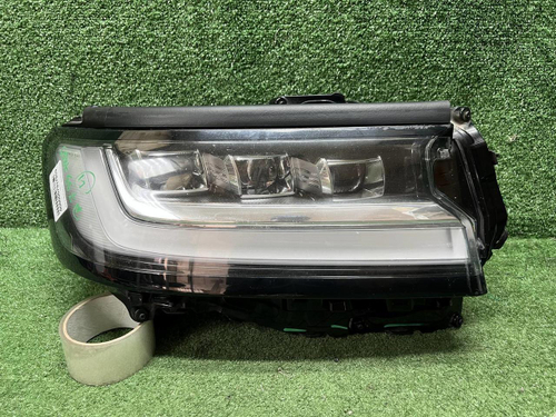 Битая Фара правая Land Cruiser 300 (21-нв) LED