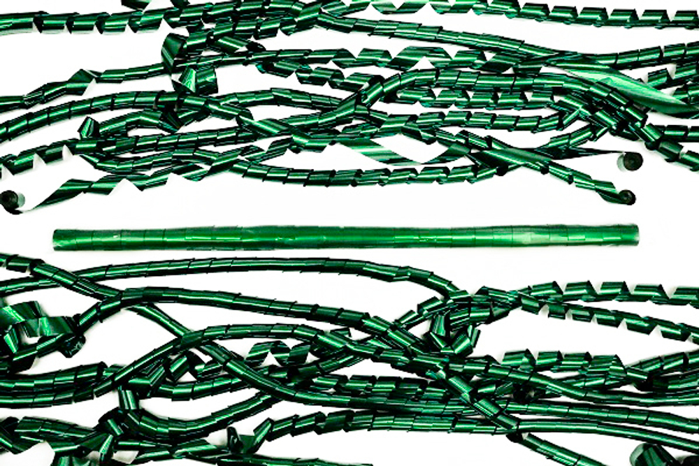 Металлизированный серпантин зелёный