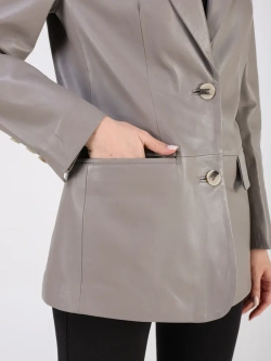 Кожаная куртка демисезонная блейзер