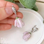 LEFIREL' Серьги серебряные женские "Рози" с цветами из муранского стекла / ювелирные украшения из родированного серебра 925