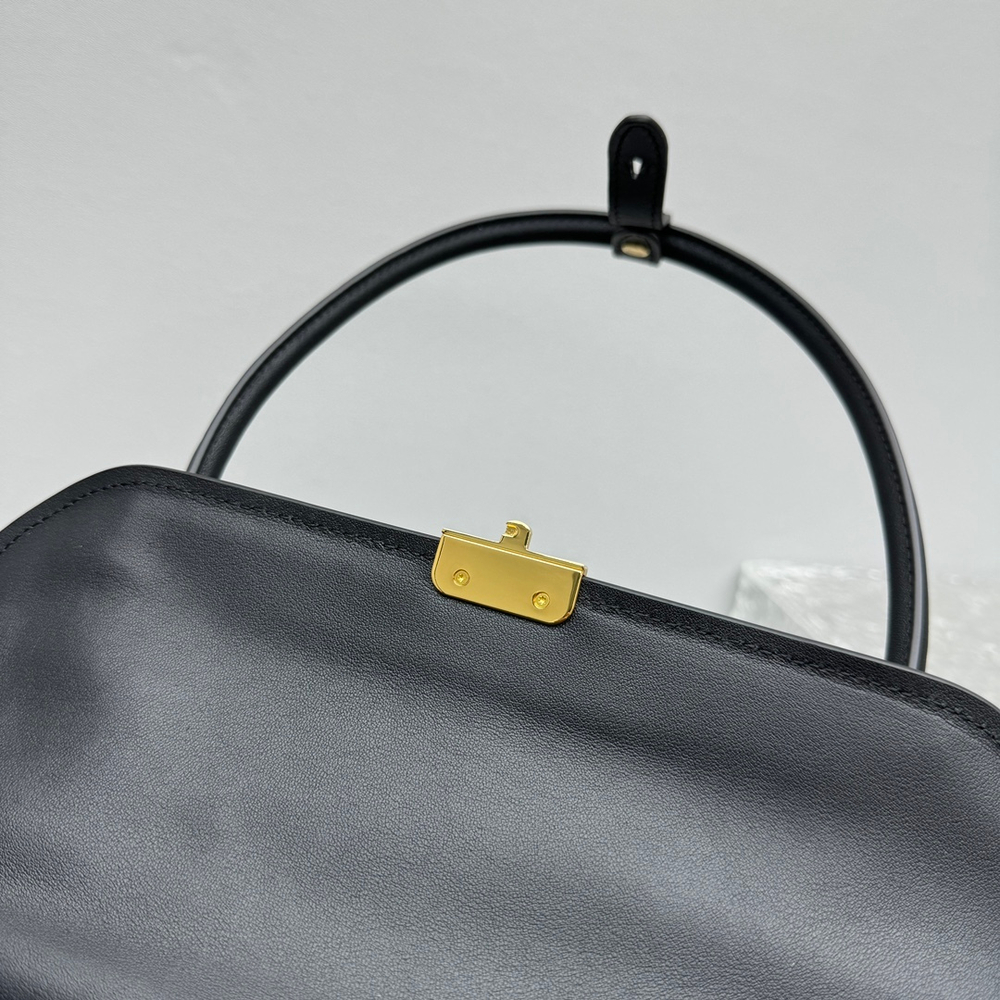 Miu Miu Shoulder Bag 28 cm