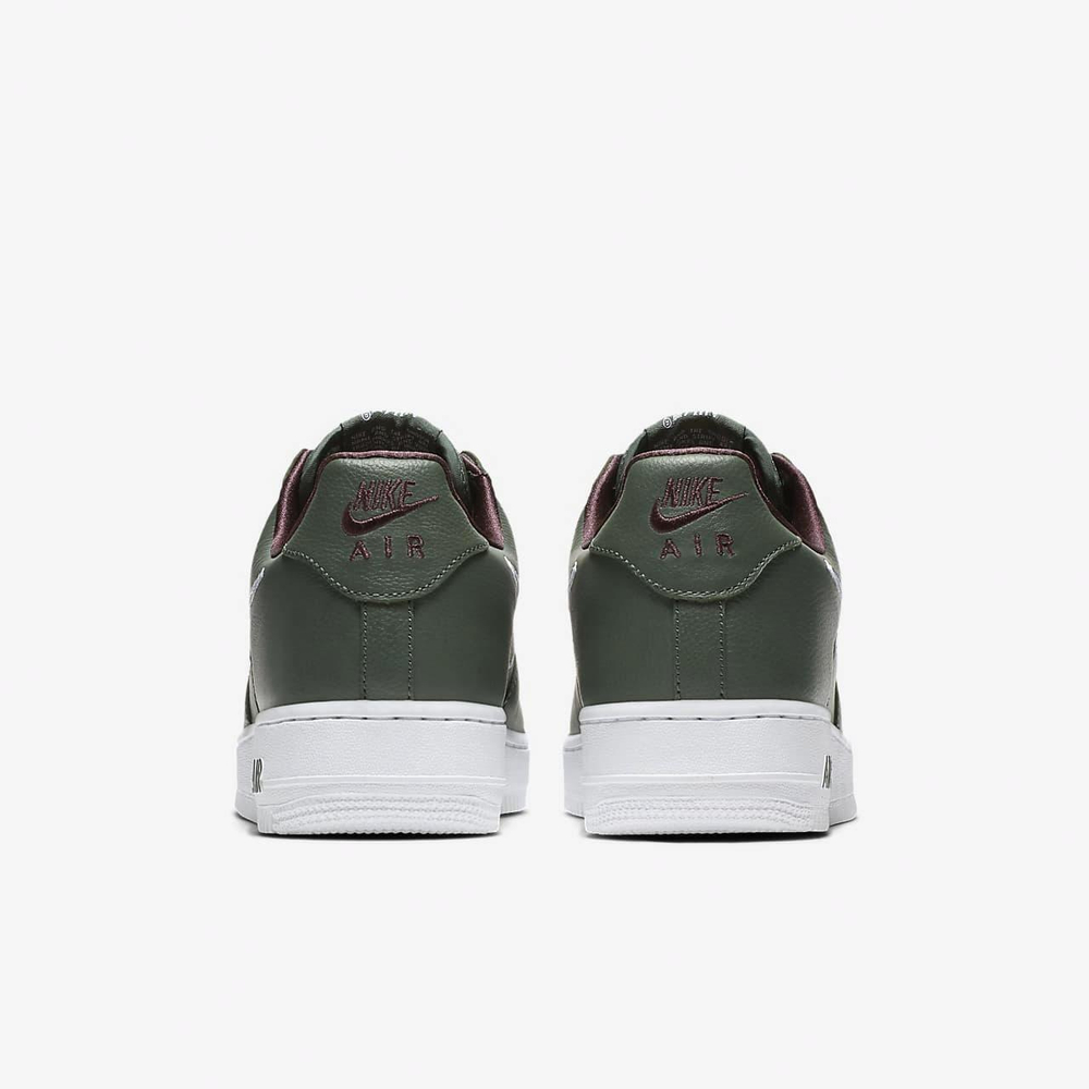 Кроссовки Nike Air Force 1 Low Retro Hong Kong