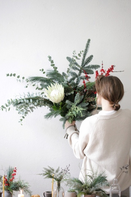 Рождественский интерьерный букет