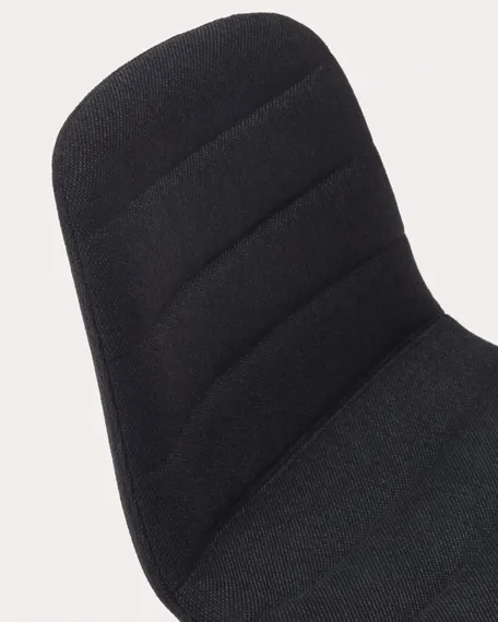 Полубарный стул Zunilda, черный с черными ножками