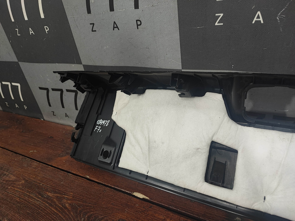 Обшивка Накладка замка багажника Haval F7 1 19-24 Б/У Оригинал 5602101AKQ00A