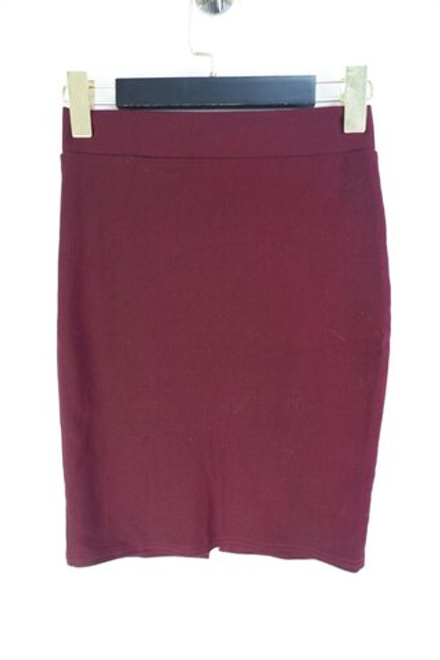 Юбка модного оттенка "бургунди" 40 размер