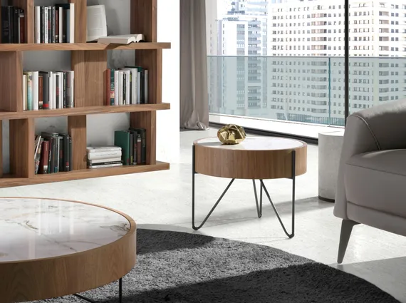 Журнальный столик Angel Cerda 2139 из ореха и керамики