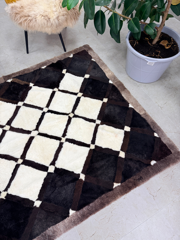 Ковер прямоугольный натуральный мех овчина, 210 х 170 см.