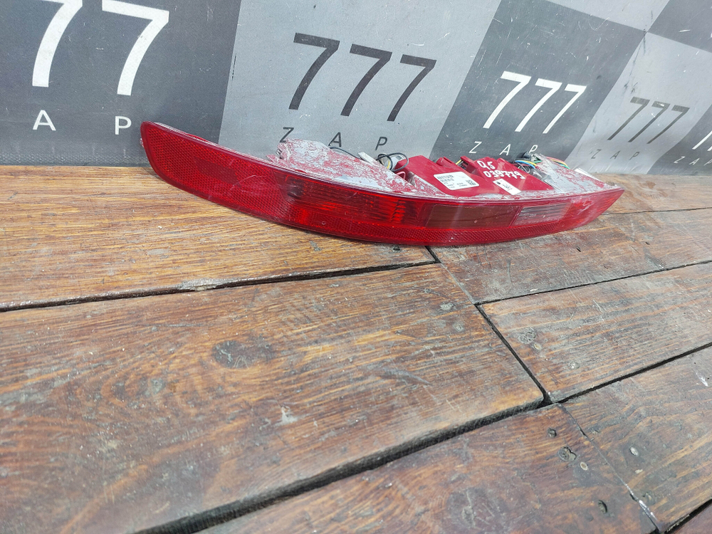 ПТФ задний левый Audi Q5 (8R) 08-17 Б/У Оригинал 8R0945095