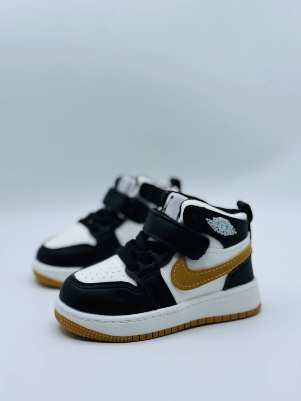 Детские кроссовочки Nike Air Jordan Kids