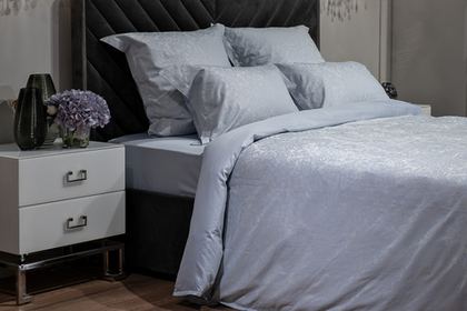 Простыня на резинке сатиновая 160x200x30 Garda Decor голубая